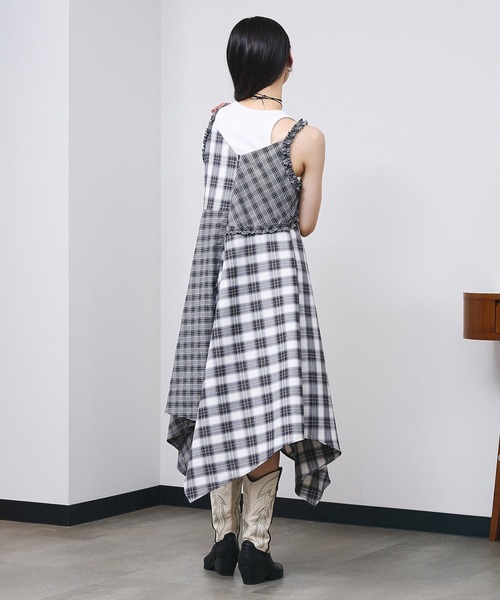 ROSE BUD(ローズバッド)の「MIXED CHECK DRESS(ワンピース・レディース・ブラック/ベージュ・ONE SIZE)」の7枚目の写真