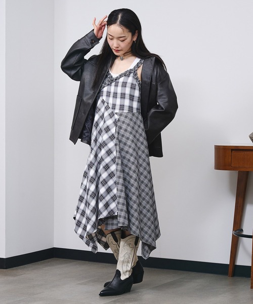 ROSE BUD(ローズバッド)の「MIXED CHECK DRESS(ワンピース・レディース・ブラック/ベージュ・ONE SIZE)」の10枚目の写真