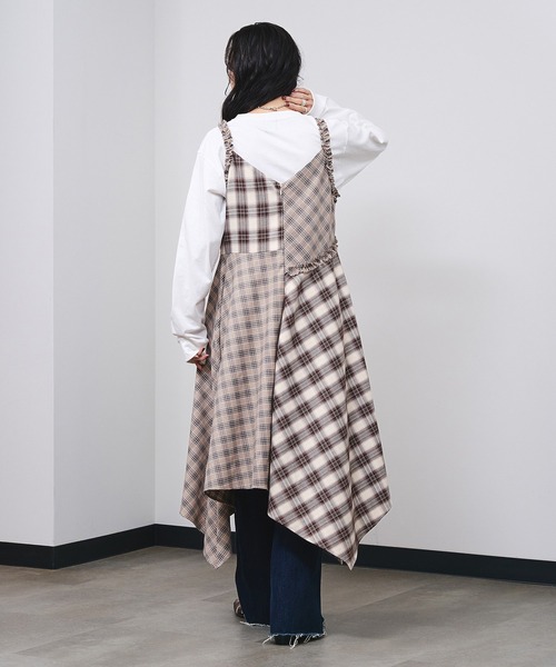 ROSE BUD(ローズバッド)の「MIXED CHECK DRESS(ワンピース・レディース・ブラック/ベージュ・ONE SIZE)」の14枚目の写真