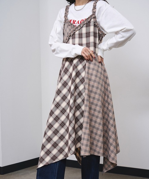 ROSE BUD(ローズバッド)の「MIXED CHECK DRESS(ワンピース・レディース・ブラック/ベージュ・ONE SIZE)」の21枚目の写真