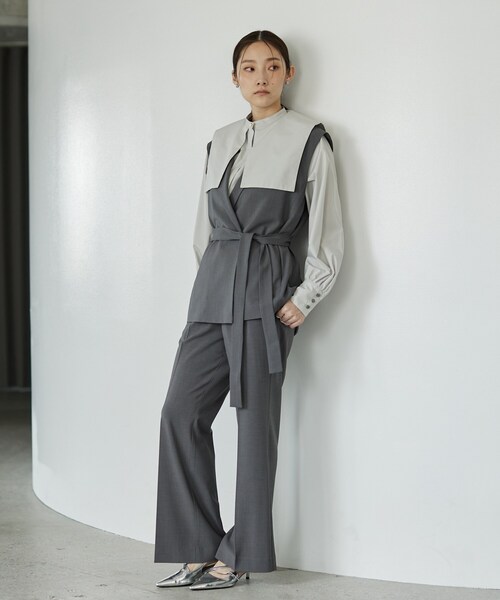 GALLEST（ギャレスト）の「Comfy SET UP｜ストレートフレアパンツ【セットアップ対応／通勤／カセット服／接触冷感／UVカット】（その他パンツ・レディース・ブラック/ダークグレー/キャメル/ライトブルー/グレー系その他6/オリーブ・40/38/36/34）」の14枚目の写真