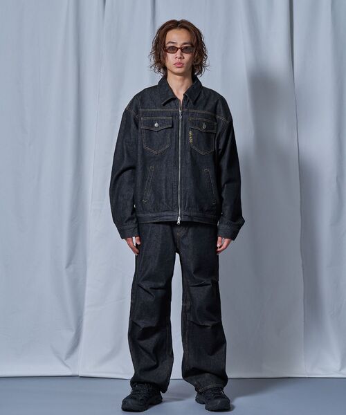 SEQUENZ(シークエンズ)の「※WEB限定 / セットアップ対応 / タックワイドデニムパンツ / sqnz tucked denim pants(その他パンツ・メンズ・ネイビー/ブラック系その他・LARGE/MEDIUM/SMALL)」の11枚目の写真
