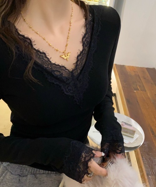 yuue' ( wear )(ユーイ)の「Vネックレース付きリブロングTシャツ(Tシャツ/カットソー・レディース・ホワイト/ブラック・FREE)」の3枚目の写真
