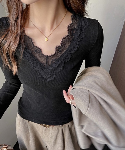 yuue' ( wear )(ユーイ)の「Vネックレース付きリブロングTシャツ(Tシャツ/カットソー・レディース・ホワイト/ブラック・FREE)」の6枚目の写真