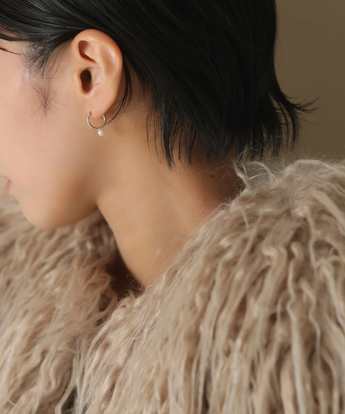 WEB限定》パールフープピアスM K10（両耳）（ピアス（両耳用