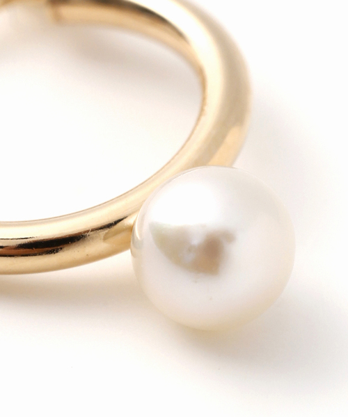 WEB限定》パールフープピアスM K10（両耳）（ピアス（両耳用