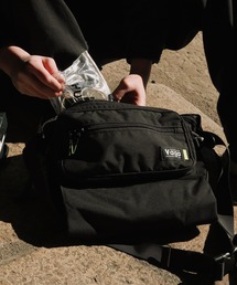 HUF（ハフ）の「HUF X VAGA MAGIC POCKET（ショルダーバッグ）」