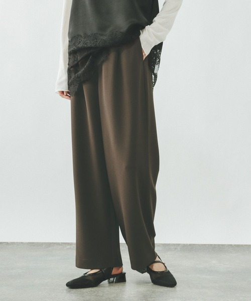 GLOBAL WORK（グローバルワーク）の「イージーケアストレッチ/ワイドパンツ/634307（その他パンツ・レディース・チャコールグレー/ライトベージュ/ブラック/ブラウン・MEDIUM/SMALL/LARGE）」の15枚目の写真