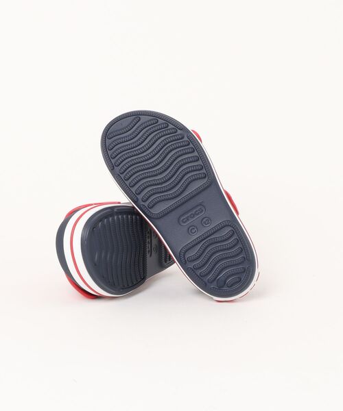 crocs(クロックス)の「【crocs】CrocbandCrsrSndlK(サンダル・キッズ・ネイビー/ラベンダー・18.5cm/19.0cm/19.5cm/20.0cm/21.0cm)」の4枚目の写真