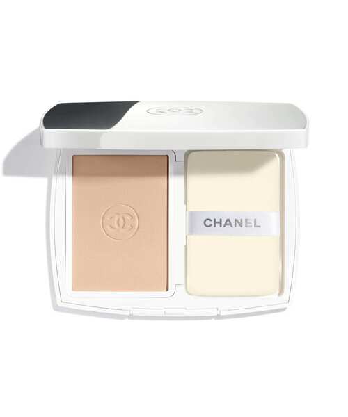 CHANEL（シャネル）の「エクラ プルミエ コンパクト パウダリー ファンデーション（肌悩みをカバーし、長時間続く明るい仕上がり）（ファンデーション・レディース・BR12/B30/BD21/BD01/B20/B10/BR22・FREE）」の7枚目の写真