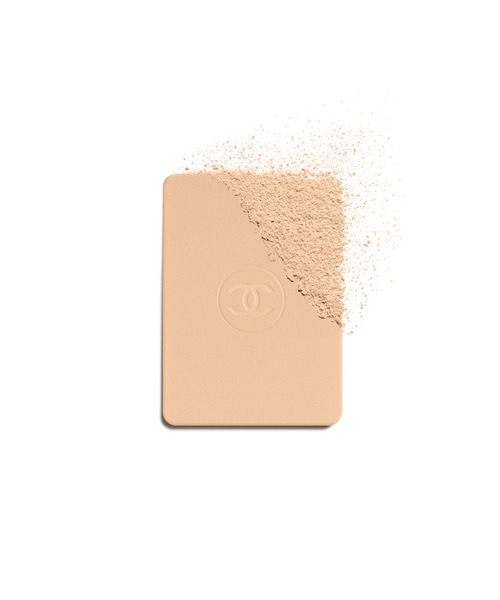 CHANEL（シャネル）の「エクラ プルミエ コンパクト パウダリー ファンデーション（肌悩みをカバーし、長時間続く明るい仕上がり）（ファンデーション・レディース・BR12/B30/BD21/BD01/B20/B10/BR22・FREE）」の17枚目の写真