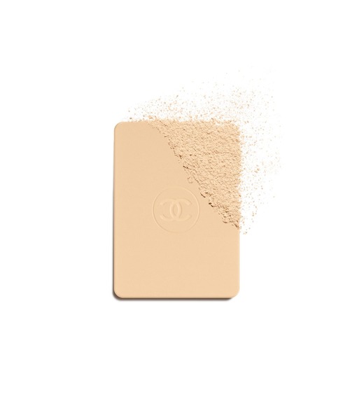 CHANEL（シャネル）の「エクラ プルミエ コンパクト パウダリー ファンデーション（肌悩みをカバーし、長時間続く明るい仕上がり）（ファンデーション・レディース・BR12/B30/BD21/BD01/B20/B10/BR22・FREE）」の19枚目の写真