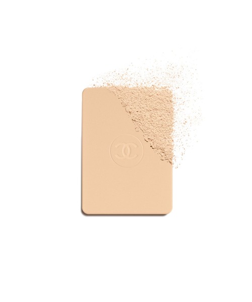 CHANEL（シャネル）の「エクラ プルミエ コンパクト パウダリー ファンデーション（肌悩みをカバーし、長時間続く明るい仕上がり）（ファンデーション・レディース・BR12/B30/BD21/BD01/B20/B10/BR22・FREE）」の20枚目の写真