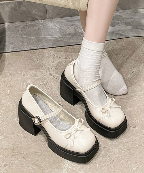 Miniministore(ミニミニストア)の「メアリージェーンパンプス 厚底ローファー(ローファー・レディース・アイボリー/ブラック/ブラウン/シルバー・24.0cm/23.0cm/24.5cm/23.5cm/22.5cm)」の9枚目の写真