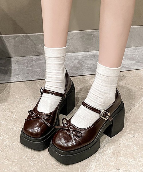 Miniministore(ミニミニストア)の「メアリージェーンパンプス 厚底ローファー(ローファー・レディース・アイボリー/ブラック/ブラウン/シルバー・24.0cm/23.0cm/24.5cm/23.5cm/22.5cm)」の7枚目の写真
