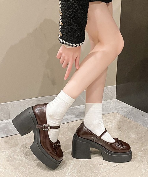 Miniministore(ミニミニストア)の「メアリージェーンパンプス 厚底ローファー(ローファー・レディース・アイボリー/ブラック/ブラウン/シルバー・24.0cm/23.0cm/24.5cm/23.5cm/22.5cm)」の22枚目の写真