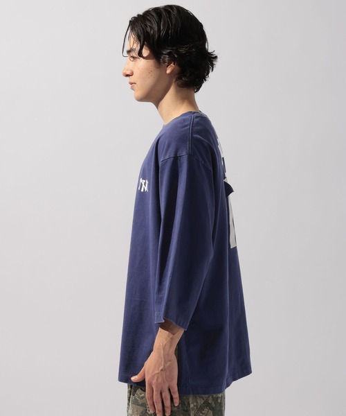 niko and...(ニコアンド)の「【NATOKii(ネイトゥーキー)】ダメージナンバーTシャツ(Tシャツ/カットソー・メンズ・レッド/ネイビー・MEDIUM/LARGE)」の18枚目の写真