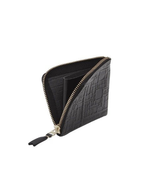 EMBOSSED LOGOTYPE】L-ZIP WALLET（財布）｜Wallet COMME des GARCONS