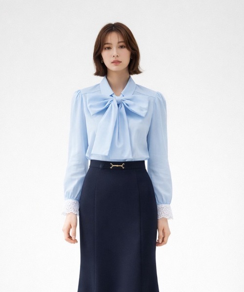 SWINGLE（スウィングル）の「【3/6(Fri)発売】カフスレースボウタイブラウス（シャツ/ブラウス・レディース・サックスブルー/ブルー系その他4/オフホワイト・FREE）」の3枚目の写真