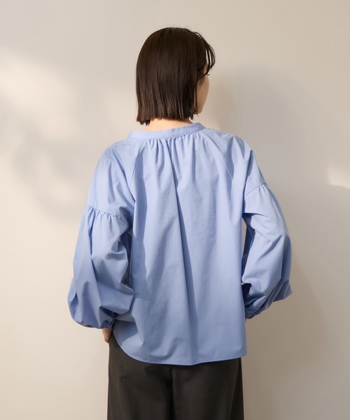 ketty(ケティ)の「ハイカウントタイプライターキーネックブラウス(シャツ/ブラウス・レディース・オフホワイト/サックスブルー/グリーン・M)」の5枚目の写真