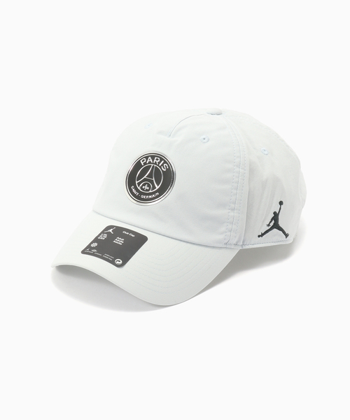 JORDAN BRAND（ジョーダンブランド）の「【NIKE / ナイキ】PSG NK CLUB CAP US CB CHRM（キャップ・メンズ・ブラック/ライトグレー・MEDIUM/X-LARGE）」の8枚目の写真