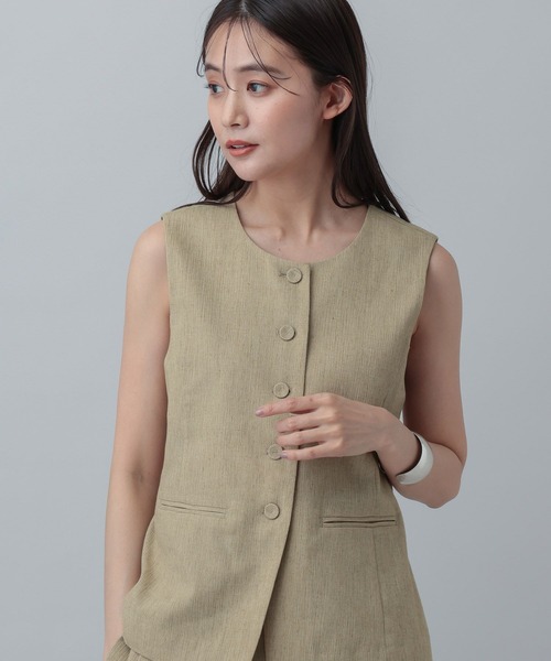 GLOBAL WORK（グローバルワーク）の「MATINEE LINE/リネンライク/ジレ/646657（ベスト・レディース・ベージュ/チェック/ブラウン系その他・MEDIUM/LARGE）」の2枚目の写真