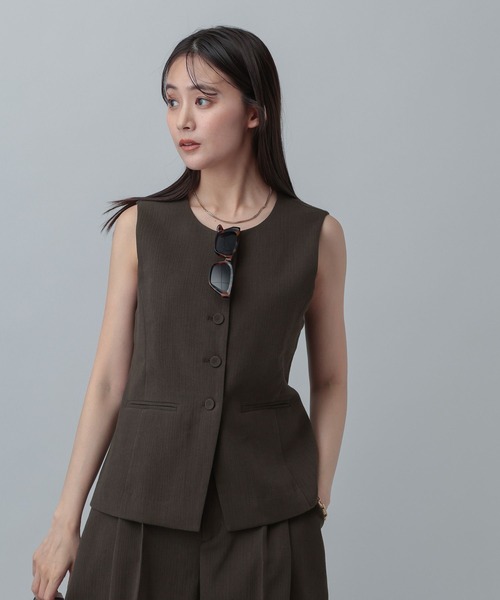 GLOBAL WORK（グローバルワーク）の「MATINEE LINE/リネンライク/ジレ/646657（ベスト・レディース・ベージュ/チェック/ブラウン系その他・MEDIUM/LARGE）」の8枚目の写真