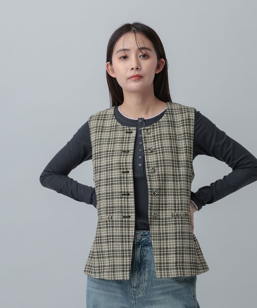 GLOBAL WORK（グローバルワーク）の「MATINEE LINE/リネンライク/ジレ/646657（ベスト・レディース・ベージュ/チェック/ブラウン系その他・MEDIUM/LARGE）」の20枚目の写真