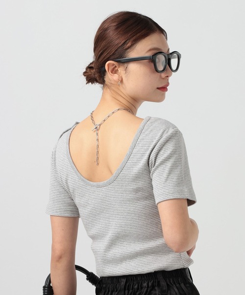 BAYFLOW(ベイフロー)の「バックオープンボーダーTシャツ(Tシャツ/カットソー・レディース・グレー/ブラック/レッド・FREE)」の15枚目の写真