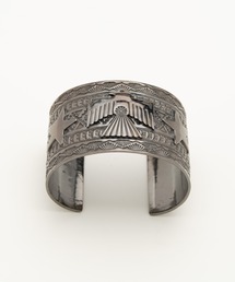 SUNSHINE REEVES（サンシャインリーブス）の「「Indian Jewelry/インディアンジュエリー」サンシャインリーブス 1.6インチバングル w/ブラックロジウムコーディング（バングル/リストバンド）」