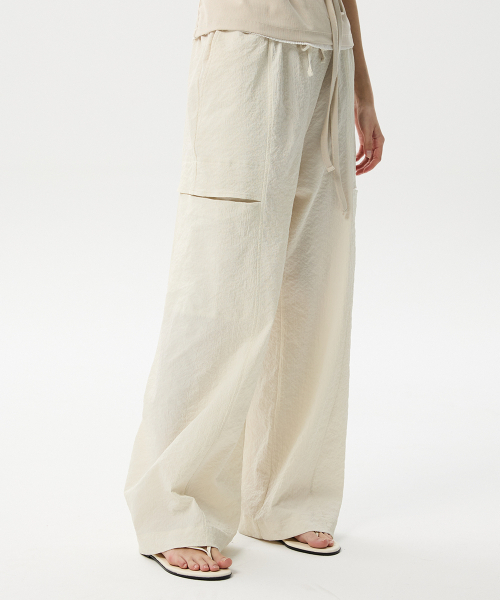MIDNLOW(ミッドアンドロー)の「Cut Line Wide Banding Pants(Ivory)(その他パンツ・レディース・その他・FREE)」の3枚目の写真