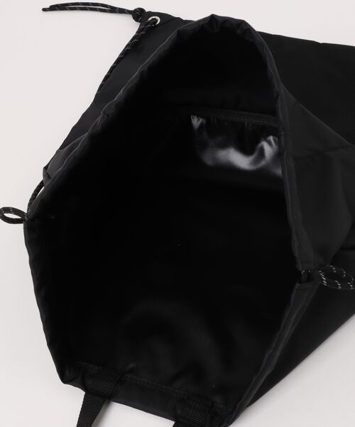 Dickies(ディッキーズ)の「【DICKIES/ディッキーズ】ロゴナップサック 巾着バッグ リュック 通学 ジム 部活 ストリート カジュアル 軽量 ユニセックス(バックパック/リュック・メンズ・ブラック/ブルー/チャコールグレー/ホワイト・FREE)」の6枚目の写真