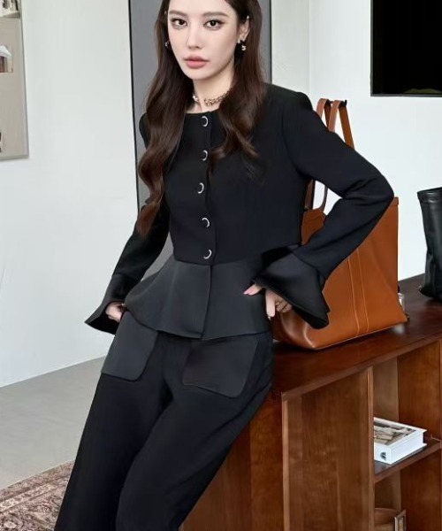 Lana821（ラナハニー）の「ペプラムトップス×パンツ セットアップ（セットアップ・レディース・ブラック・S/M）」の17枚目の写真