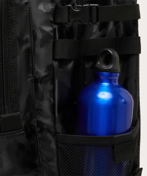 OAKLEY(オークリー)の「OAKLEY/オークリー バックパック ENHANCE LT BACKPACK L 9.0 FOS902149(バックパック/リュック・メンズ・ブラック系その他/ブラック・FREE)」の10枚目の写真