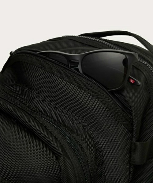 OAKLEY(オークリー)の「OAKLEY/オークリー バックパック ENHANCE LT BACKPACK L 9.0 FOS902149(バックパック/リュック・メンズ・ブラック系その他/ブラック・FREE)」の5枚目の写真