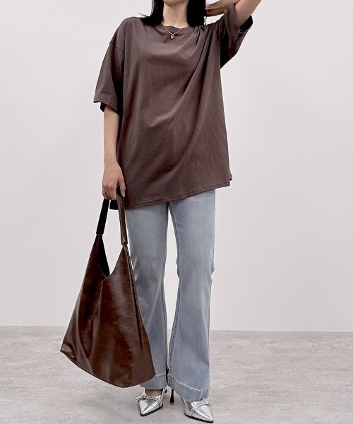 CLOTHY(クロシィ)の「【風通し◎お得なオフプライスアイテム】男女兼用C100ビッグTシャツ(Tシャツ/カットソー・メンズ・ブラック/ブラウン/オフホワイト・MEDIUM/X-LARGE/LARGE)」の16枚目の写真