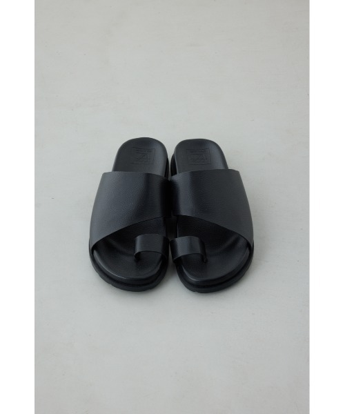 AZUL by moussy(アズールバイマウジー)の「合皮トングサンダル(サンダル・メンズ・ブラック・LARGE/MEDIUM/SMALL)」の6枚目の写真
