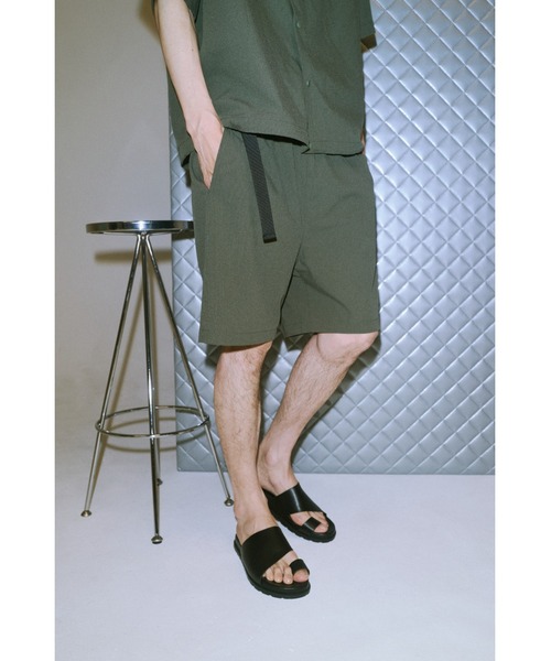 AZUL by moussy(アズールバイマウジー)の「合皮トングサンダル 靴(サンダル・メンズ・ブラック・LARGE/MEDIUM/SMALL)」の18枚目の写真
