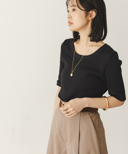 Noble(ノーブル)の「《追加》ULTIMAコットンラウンドネックT(Tシャツ/カットソー・レディース・ブラック/ライトグレー/ピンク/ホワイト・FREE)」の11枚目の写真