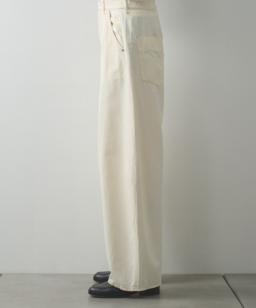 STUDIOUS（ステュディオス）の「【STUDIOUS】Barrel Chino Pants（チノパンツ・メンズ・ベージュ/クリーム/カーキ・2/1/3）」の15枚目の写真