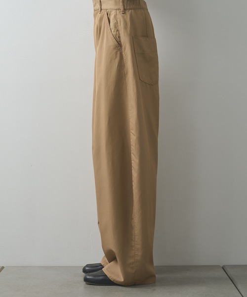 STUDIOUS（ステュディオス）の「【STUDIOUS】Barrel Chino Pants（チノパンツ・メンズ・ベージュ/クリーム/カーキ・2/1/3）」の21枚目の写真