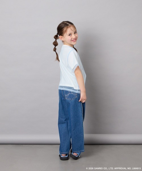 a.v.v（アーヴェヴェ）の「[120-150]【数量限定】[シナモロール＆クロミ]オーバーチュールTシャツ（Tシャツ/カットソー・キッズ・ホワイト/ダークグレー・150/140/130/120）」の12枚目の写真