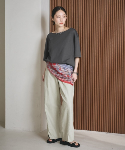 LEPSIM（レプシィム）の「《レプクル》オフショルワイドT　242876（Tシャツ/カットソー・レディース・チャコールグレー/オフホワイト/パープル・FREE）」の13枚目の写真