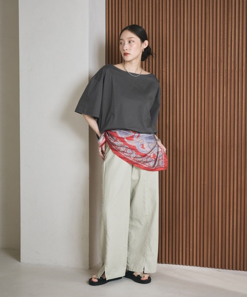 LEPSIM（レプシィム）の「《レプクル》オフショルワイドT　242876（Tシャツ/カットソー・レディース・チャコールグレー/オフホワイト/パープル・FREE）」の15枚目の写真