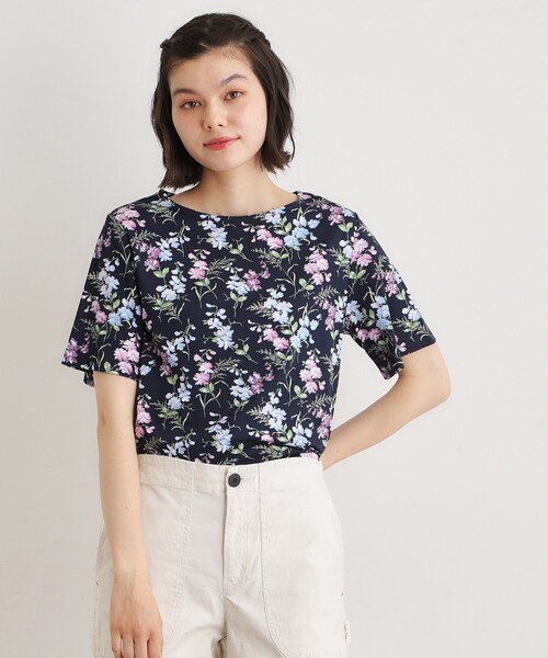 LAURA ASHLEY(ローラアシュレイ)の「【UVカット/接触冷感】ポリー柄 コットンジャージーTシャツ(Tシャツ/カットソー・レディース・ホワイト系3/ネイビー系・38/40)」の7枚目の写真