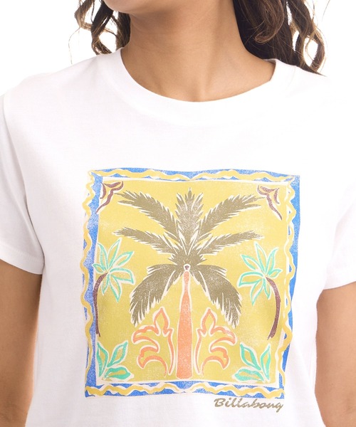 BILLABONG(ビラボン)の「BILLABONG ウィメンズ GRAPHIC BABY FIT TEE Tシャツ 【2026年夏モデル】(Tシャツ/カットソー・レディース・ホワイト/オフホワイト/グリーン系その他/パープル系その他/イエロー系その他・MEDIUM)」の7枚目の写真