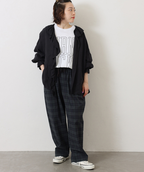 JOURNAL STANDARD LUXE（ジャーナルスタンダード　ラックス）の「《追加》フレンチリネン フリルパフブラウス（シャツ/ブラウス・レディース・ホワイト/ブラック/アイボリー・FREE）」の4枚目の写真