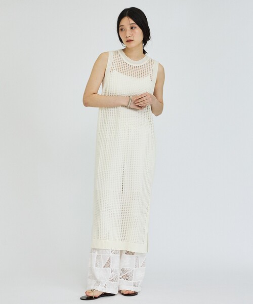 abahouse mavie(アバハウスマヴィ)の「【レイヤード】メッシュニットワンピース(ワンピース・レディース・ブラック/ホワイト/キャメル・フリー)」の12枚目の写真