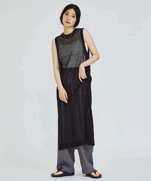abahouse mavie(アバハウスマヴィ)の「【レイヤード】メッシュニットワンピース(ワンピース・レディース・ブラック/ホワイト/キャメル・フリー)」の6枚目の写真