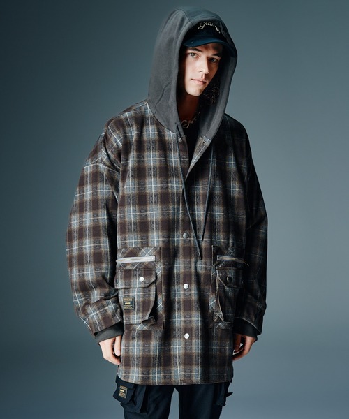 glamb(グラム)の「4XL Hoodie Shirt / 4XLフーディーシャツ(シャツ/ブラウス・メンズ・ブラウン/ネイビー・FREE)」の2枚目の写真